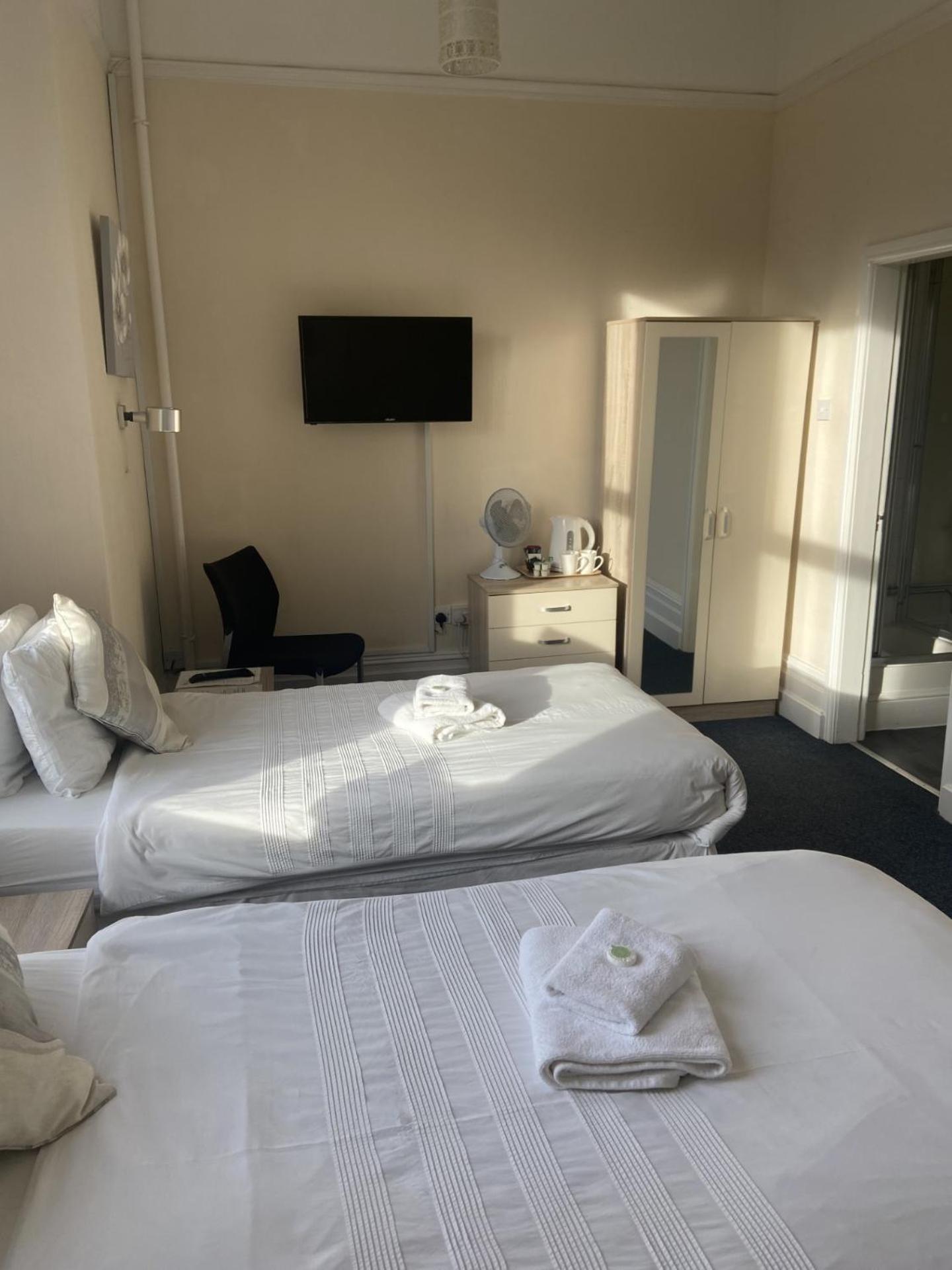 Salfordian Hotel Саутпорт Екстериор снимка