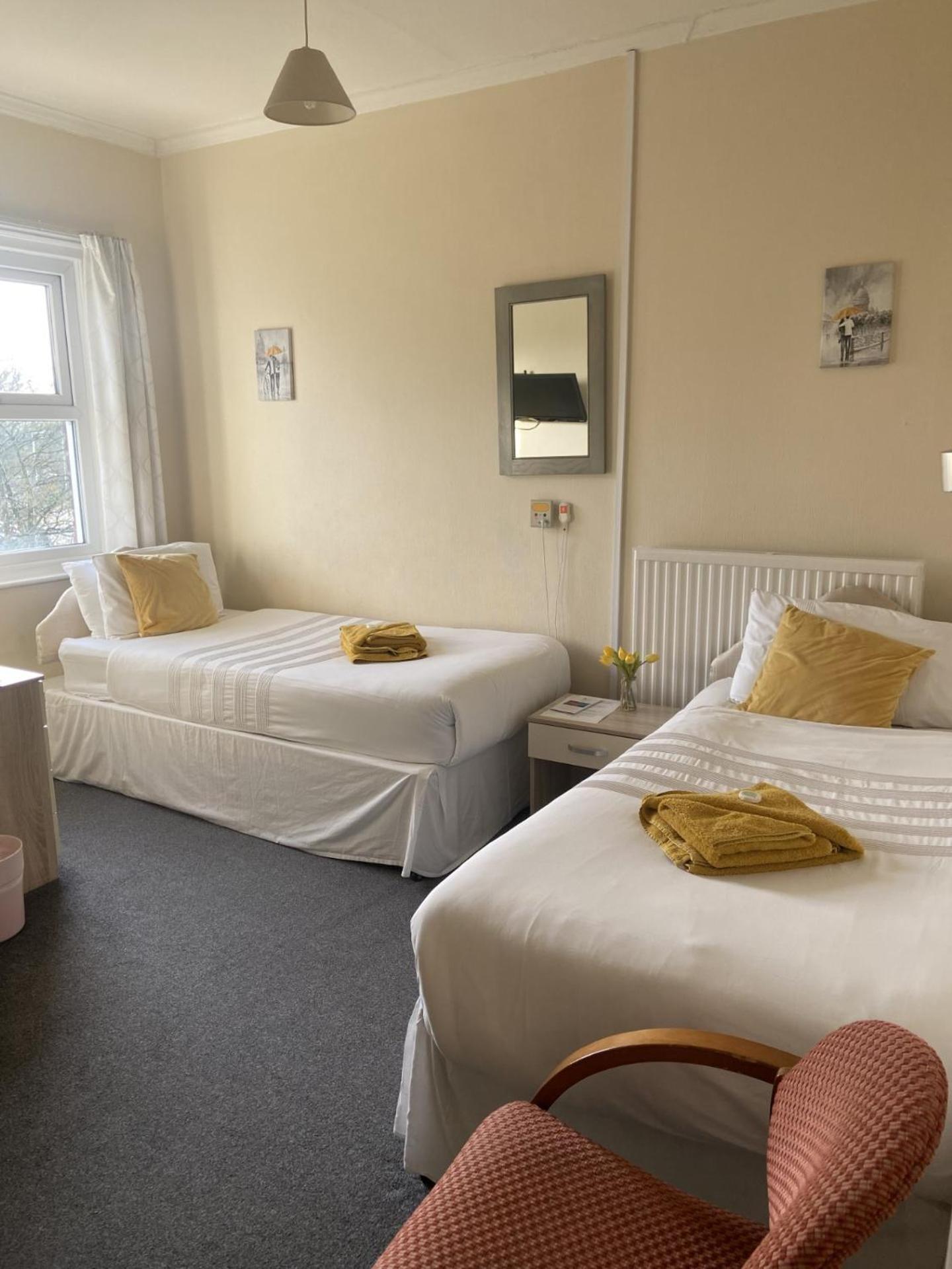 Salfordian Hotel Саутпорт Екстериор снимка