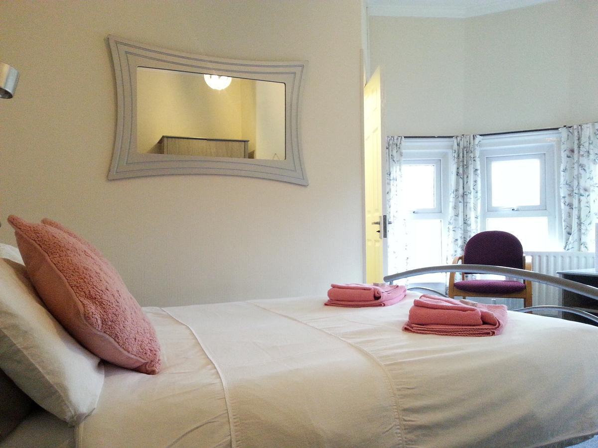 Salfordian Hotel Саутпорт Екстериор снимка
